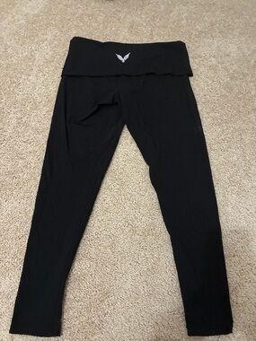 Victoria’s Secret black leggings sz M
